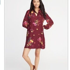 Old navy women’s floral dress various size